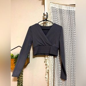 Dark purple going out top